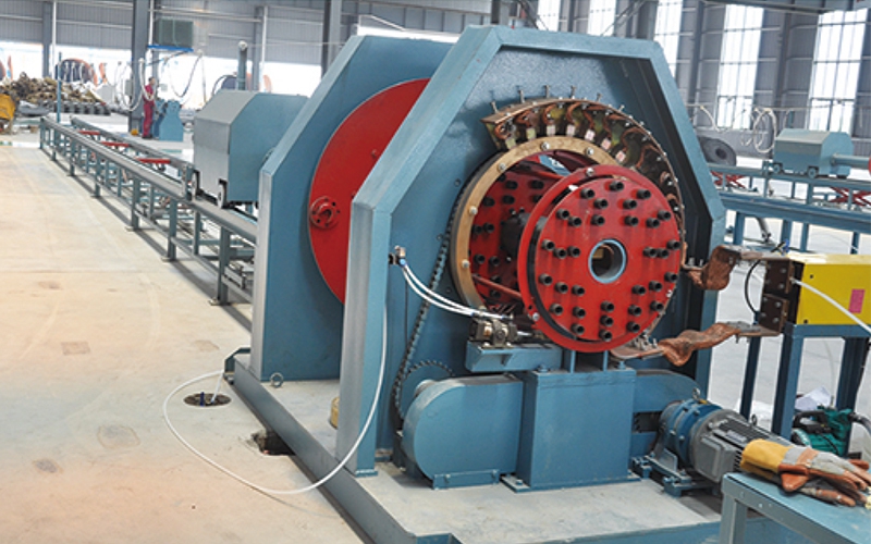 管樁鋼筋骨架自動滾焊機